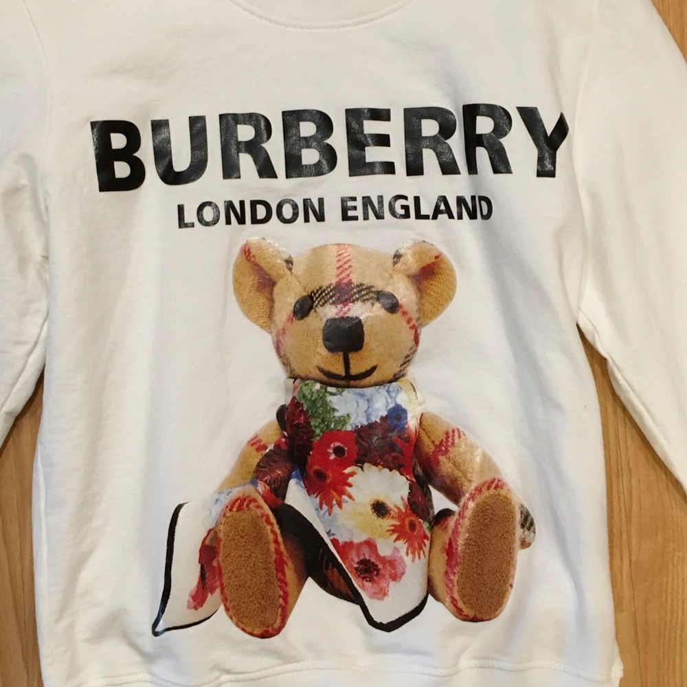 Burberry Cream Sweatshirt with Floral Teddy Bear - Picture 2 of 7